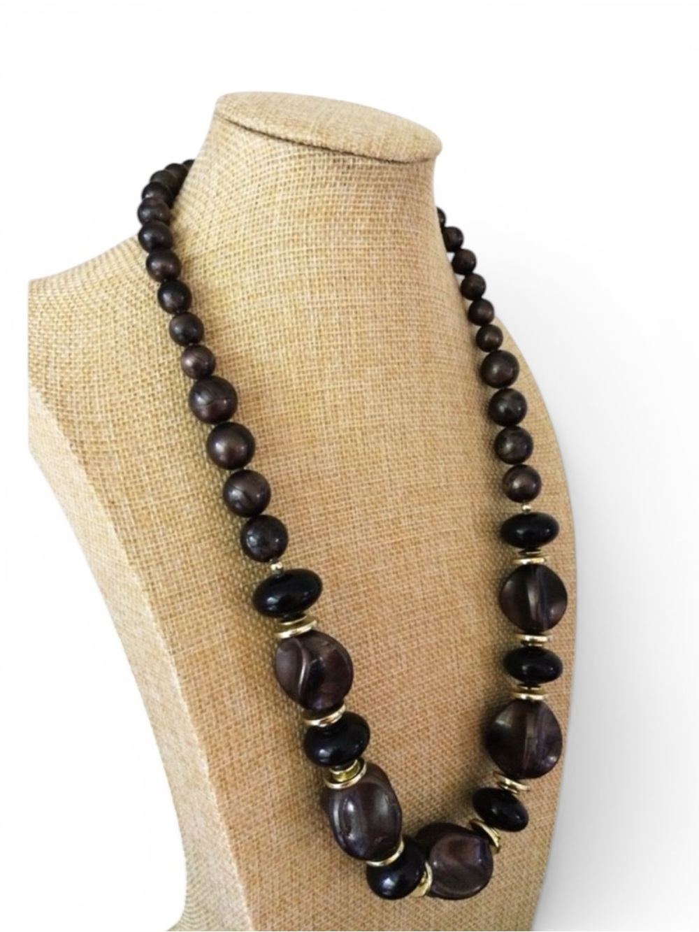 Vintage Marbled Resin Statement Necklace – Chunky Beads & Gold‑Tone Accents - Picture 5 of 12